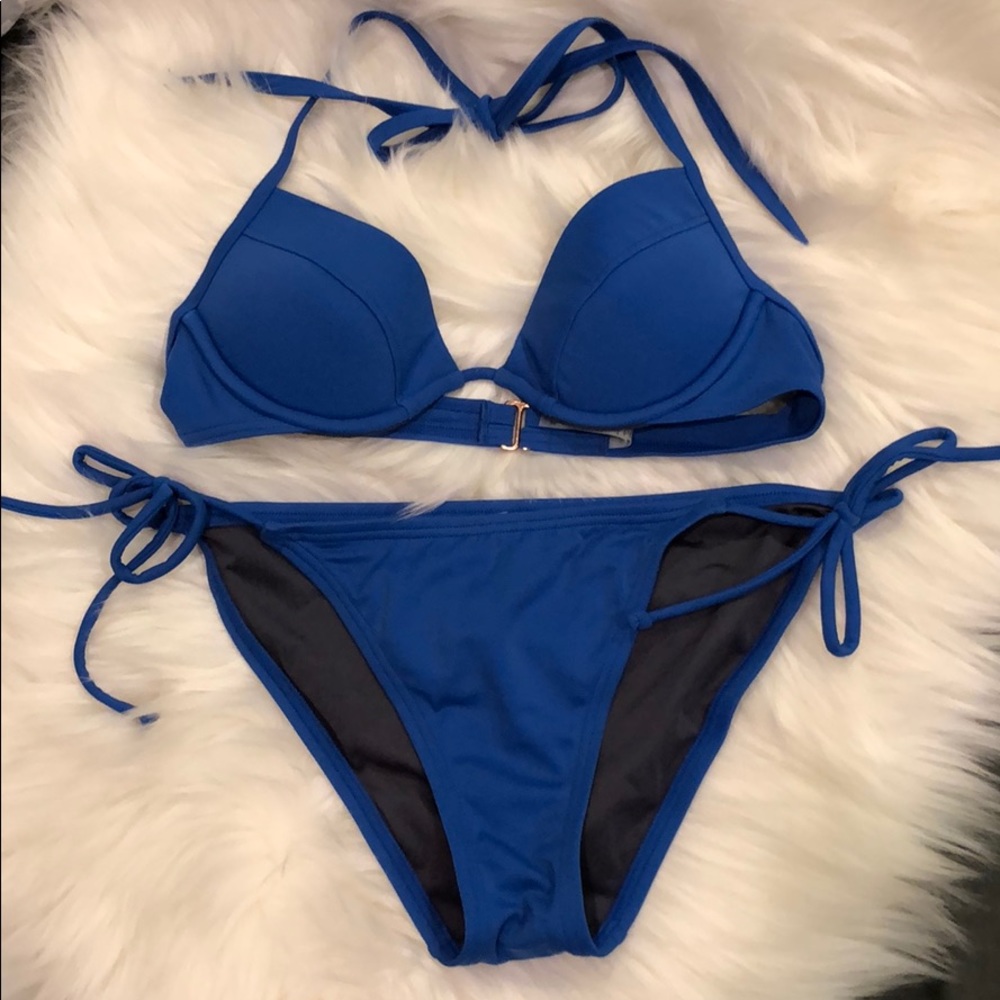 Victoria’s Secret Bikini Set